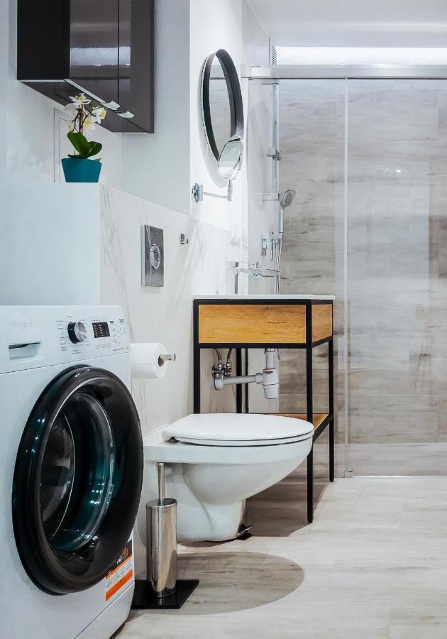 Apartament Z Widokiem, 10Min Od Morza Gdansk Ngoại thất bức ảnh